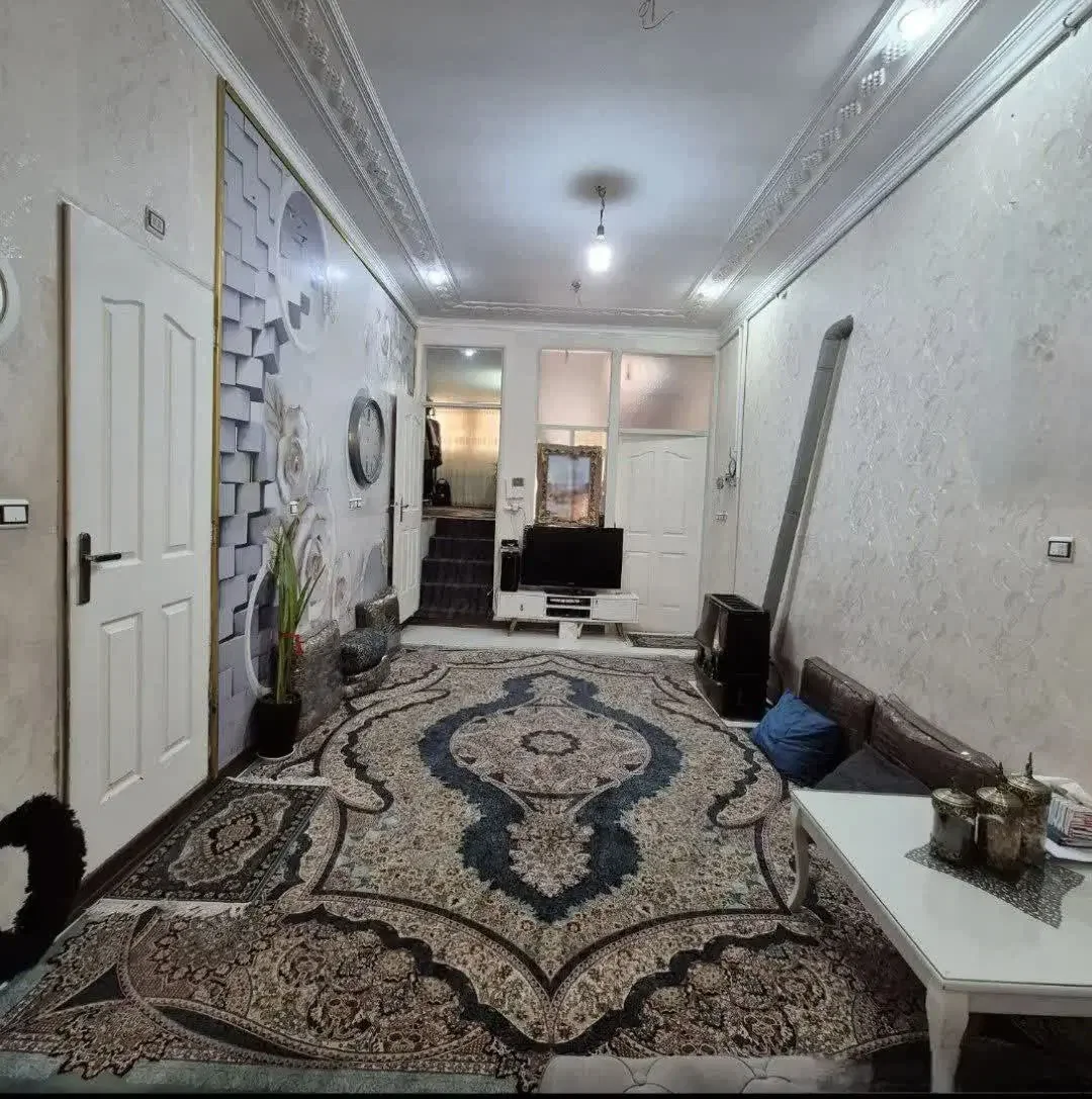 خانه دو طبقه خامنه ای