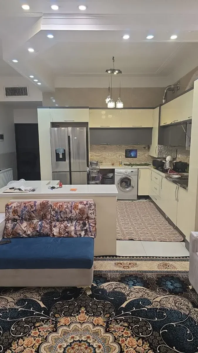 منزل مسکونی دو طبقه بلوار مدرس