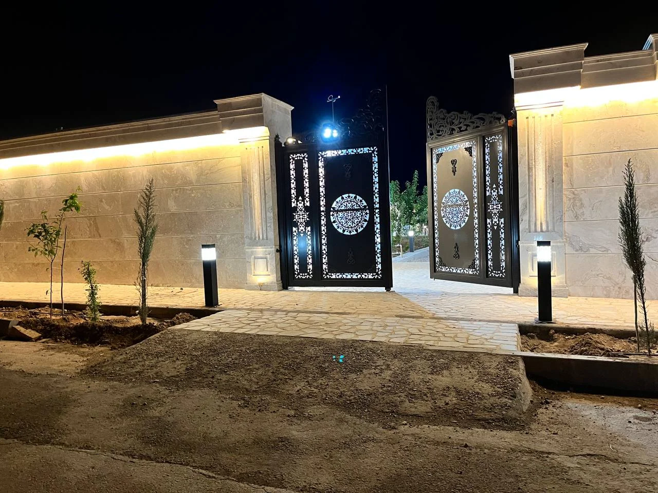 باغ تینا کاریزلند